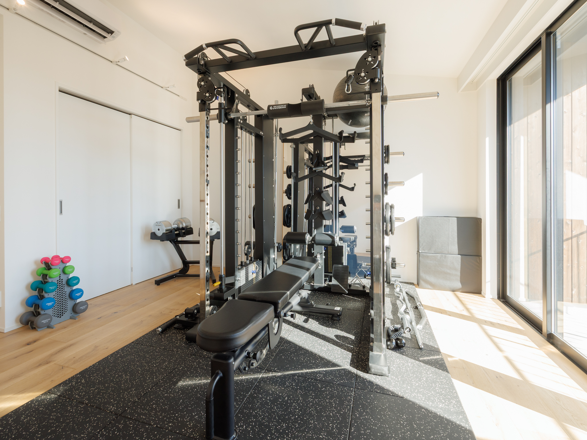 Re:Glow パーソナルジム トレーニングエリア